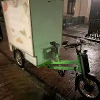 Der Lademeister von Tricargo, ist seit Januar 2026 unser erstes e-Lastenrad.